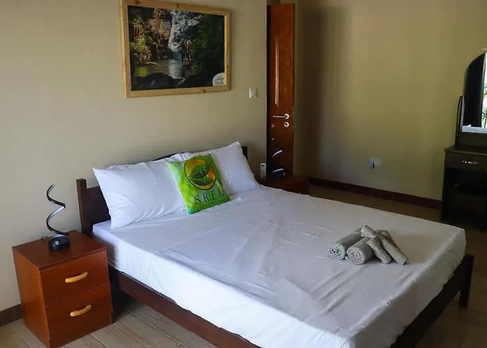 Sren Self Catering Anse Royale